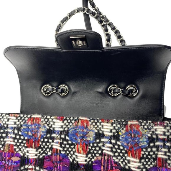 Chanel 2017 Classic Tweed Multicolor Shoulder Bag - Picture 5 of 10
